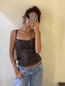 Tanks pour femmes Camis Sexy Leopard Femmes Tany Y2K sans époques sans dossier Backless Crop Top 2024 Fashion d'été Assormis Full Matching en dentelle à fermeture éclair J240409