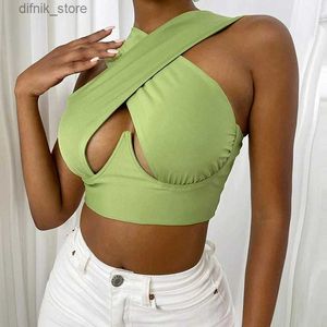 Tanks pour femmes Camis Solid Halter Crops Tops Femme Bandage Trou Sexy Backless Tanks Gitre Skinny Party Clubwear Female Outwear Tenues Summer Y240403