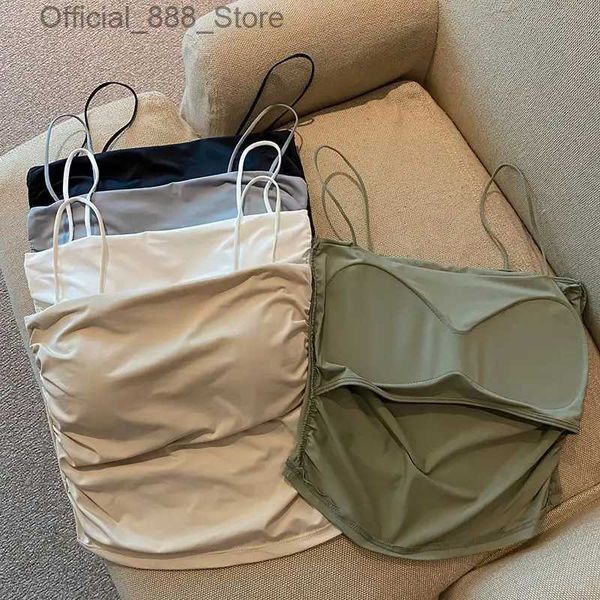 Tanks pour femmes Camis Summer Silk Camisole Femme Plotte de poitrine Anti-Light Botting Beau sous-vêtements arrière Court-ci-dessous peut être porté à l'extérieur en gros D240427