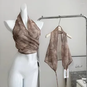 Tanks pour femmes Rose Halo Dyed Hanging Neck Strap Top pour l'été Unique Design Cross Collar de l'épaule Sans mannequin