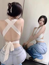 Serbatoi da donna Sexy Gyaru Bianco Crop Top Halter Backless Slim Fit Solido Canotta Abiti estivi per le donne 2023 Moda T-shirt senza maniche