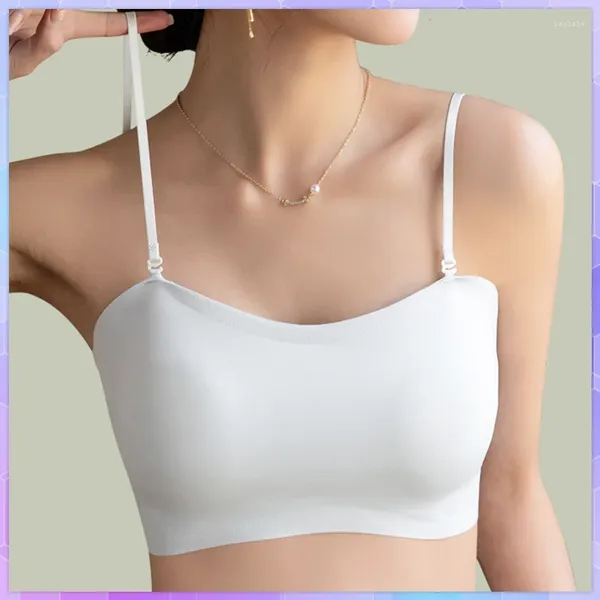 Tanks pour femmes Sports Sports Soupchance de soutien-gorge sans couture avec tasses Tobes Tabarrage de récolte d'élingue blanche pour le poitrine de gymnase d'été portant la camion