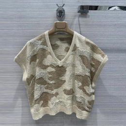 Tanks pour femmes Fashion Summer Top tricot Loose Top Femme V-Neck Camouflage à manches courtes Camouflage Jacquard Poussures de broderie mignon Pull Mohair Pullover