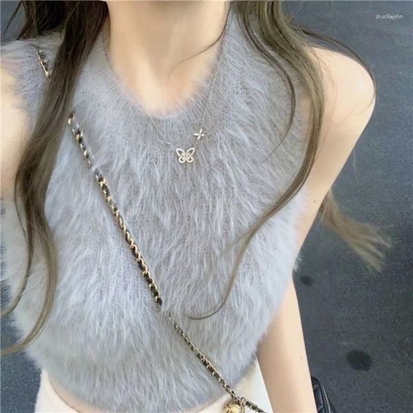 Tanks Femmes Sweet Peluche Débardeur Femmes Tempérament coréen Solide Chaud Rétro Fille Épicée Slim Mode Élastique Hiver Femme Simple Pull