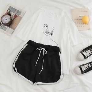 Survêtements pour femmes 2 Pc Shorts Set Imprimer Femmes À Manches Courtes Crop Top Survêtements Survêtement 90s Mode Tenues D'été Filles Ensembles