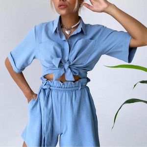 Survêtements pour femmes bleu col rabattu chemise et short taille haute deux pièces ensemble femmes cravate décontractée avant costume d'été Festival vêtementsWome