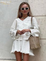 Survêtements pour femmes Clacive Fashion Beige Lin 2 pièces Ensembles Femmes Outfit Casual Chemises à manches longues en vrac avec taille haute à volants Ensemble de shorts