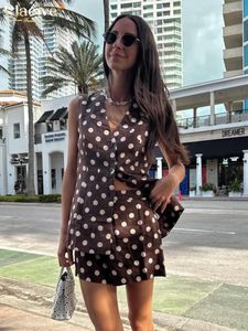 Tracksuits voor dames Clacive Summer Slim Dot Print 2 -delige sets Women Outfit 2024 Mode mouwloze tanktop met hoge taille shorts set