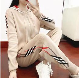 Dames tracksuits herfst gebreide 2 -delige set ontwerper luxe jas met extra grote trui diamant pullovers top gebreide harembroeken pakken pakken