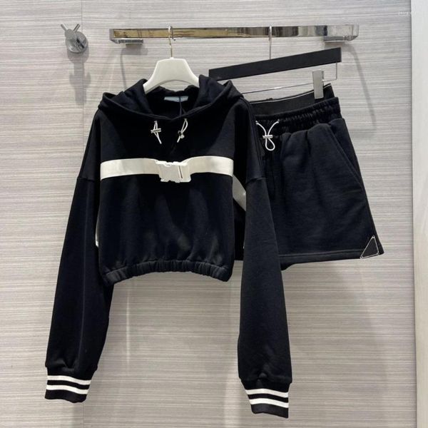 Survêtements pour femmes Combinaison de sport pour fille de style fonctionnel ! Sweat à capuche court à taille élastique à capuche super mince avec jupe à double ceinture!