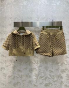 Survêtements pour femmes à capuche, manches courtes, haut jacquard, cordon de serrage, taille haute, short à capuche, coupe courte, associé à un short taille haute S, super fin et polyvalent 623