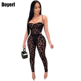 Tracksuits voor dames pure mesh 2 -delige set dames festival kleding strand bodysuit top en broek pak 2 -delige zomer matching sets sexy club outfits p230419