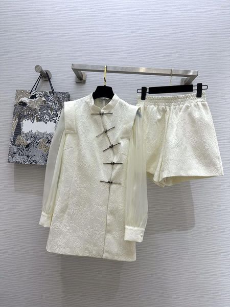 Suisses de survêtement pour femmes courtes sets Femmes Spring Summer Blend Mandarin Collier Spliced à manches et shorts à taille haute fixer la tendance chinoise à la mode