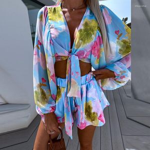 Tracksuits voor dames lente bloemenprint tweedelig pak sexy veter boog holle top blouse en elastische taille shorts outfits zomerchiffon