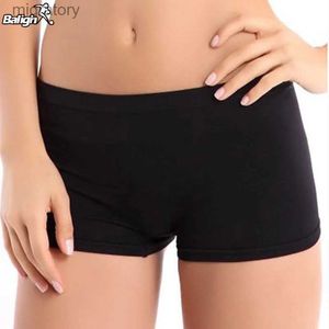 Suisses survêtement pour femmes shorts de yoga pour femmes Slim Fit confortable Sexy Sporty Training Gymnastique YQ240422