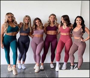 Les survêtements pour femmes tenues de yoga exercice de fitness portent des vêtements de plein air sportifs sportifs extérieurs en gymnase sans couture de gym