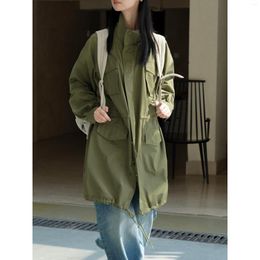 Trench Coats de la femme 2023 Spring Fall Green Stand Neck Neck Bouth Down Tocoat Peoat DrawString TAINS Vestes décontractées