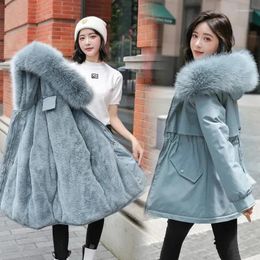 Trenchs de femmes manteaux 2024 veste d'hiver femmes mode parkas manteau doublure en laine vêtements à capuche avec col de fourrure vêtements chauds