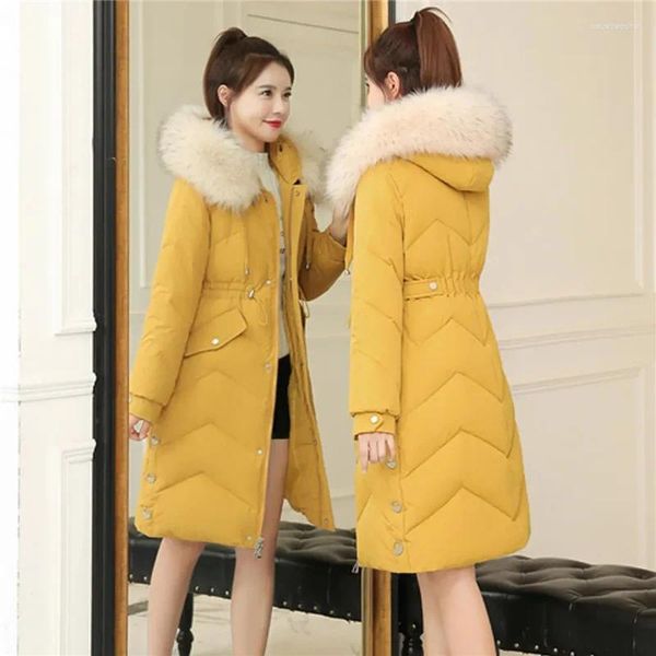 Trench-Coats pour femmes 2024 Hiver Long Down Jacket Femme Femme à capuche Parkas M manteau Collier de fourrure Femme Coton rembourré en vrac épaississant chaud