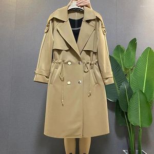 Dames Trenchcoats 7XL MM Groot 2024 Lente Mode Luchtlaag Materiaal Krimpt Taille Toont Slanke Jas Tij Double-Breasted Pleati