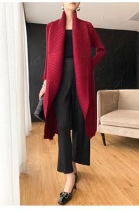 Trenchs de femmes ALSEY Miyake Plissé Femmes Longue Veste Simple Turn-Down Collier Pen Stitch Manches Coupe-Vent Lâche Oversize Cardigan