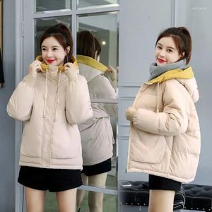Damesgeuljagen herfst dames jas kort capuatures met katoengewat winter vrouwelijk Koreaanse losse puffer parkas dames uit het dames