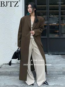 Trench Coats de femmes BJTZ Fashion Vintage Vintage Loose Volyme Long Blazer Blazer pour femmes 2024 Bureau d'automne de printemps Lady Simple Femme pardessue