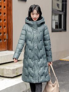 Trenchs pour femmes en cuir brillant Long sur le genou vers le bas manteau hiver épaissi haut coupe ajustée veste rembourrée en coton 2209d