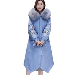 Frauen Trenchcoats Chinesischen Nationalen Stil Kleidung Daunen Baumwolle Mantel Weibliche Echtpelz Kragen Winter Jacke Frauen Vintage Stickerei Parka fem