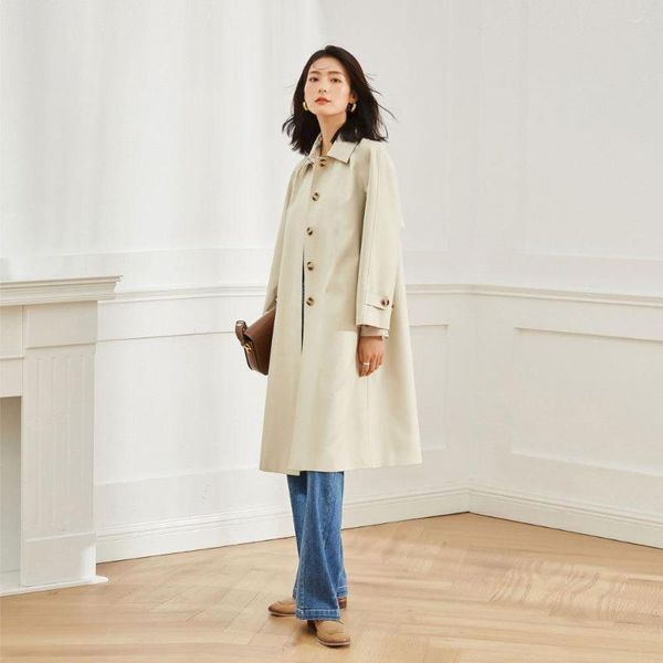 Les trench-coats pour femmes manteau automne 23 japonais fit petite figure montre une grande longueur d'interruption polyvalente décontractée et fine