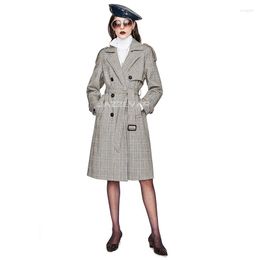 Trench femme manteau long printemps cascade piste femmes 2022 grande taille Double boutonnage femme dames coupe-vent gris Plaid