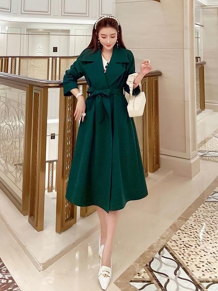 Trench-Coats Femme Vert Foncé Coupe-Vent 2023 Moyen Long Lâche Tempérament Versatile Version Coréenne Mince Et À La Mode Femme