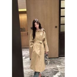Dames Trench Coats Designer Autumn/Winter Polo Rapel Lace Up Taille over knie Solid Color Windscheperjas Middelste lengte