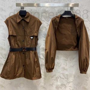 Dames Trench Coats Designer Hoge Versie Damesjas Belt Lange jas afneembare vest PD Jackets Women Nylon Waterdichte twee in één windjack czmo