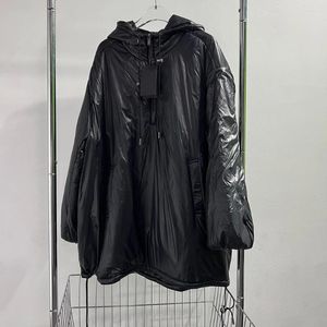 Trenchs pour femmes Lettre célèbre Veste à capuche originale de haute qualité Demi-fermeture à glissière Design Manteau rembourré Mode Poinçonnage
