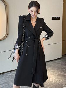 Trenchs de femmes Mode OL Casual Manteau noir professionnel pour femmes Col rabattu Poche Double Ceinture Ceinture Longue Veste Femme