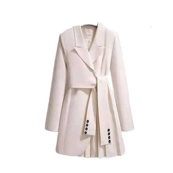 Trenchs de Femmes Mode Trench Coat Robe Femmes Printemps Automne Coupe-Vent Manteau Femme Noir CreamyWhite Ceinture Blazer Vintage 4XL 230822