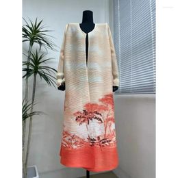 Trenchs de femmes GGHK Miyake plissé femmes rétro coupe-vent surdimensionné design imprimé cardigan jupe longue 2023 automne femme robe de luxe