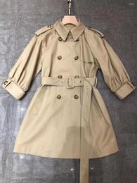 Abrigos de trinchera para mujer Ropa de mujer de alta calidad Moda de otoño Doble botonadura Caqui Elegante Oficina Abrigo largo con cinturón