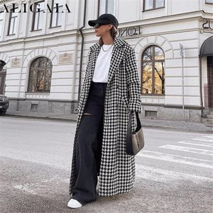 Trenchs de femmes Manteaux de pied-de-poule imprimé long manteau haute rue élégant double boutonnage noir blanc plaid vêtements d'extérieur automne hiver 2023