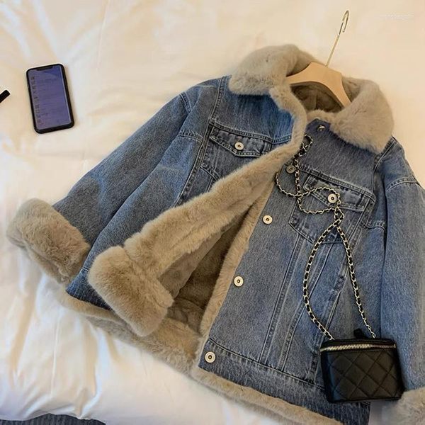 Femmes Trench Coats Laine D'agneau Épais Chaud Denim Vestes Pour Femmes BF Style Casual Lâche Femme Jean Parkas Survêtement 2023 Manteau De Fourrure D'hiver