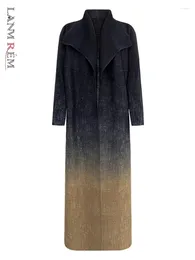 Trench-Coats pour femmes Lanmrem 2024 Fashion plissée Longbreur vent de vent Femmes Gradient en vrac Split Design Coat Clothing Summer 32C935