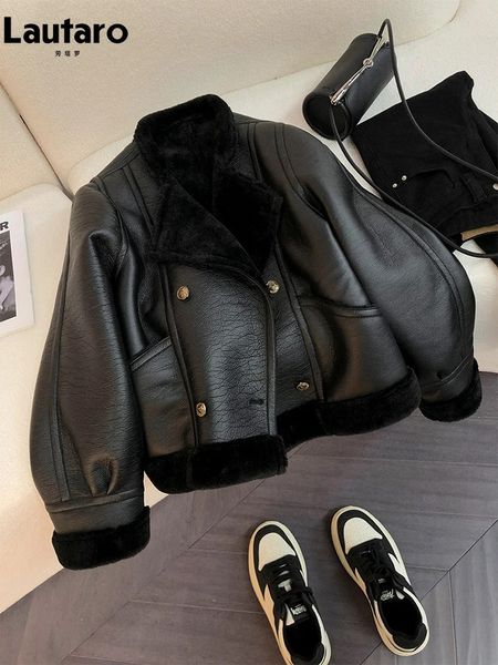 Trenchs de femmes Lautaro Automne Hiver Court Noir Cool Beau Épaissi Chaud Doux Faux Manteau En Peau De Mouton Femmes De Luxe Designer Fluffy Veste 2023 231213