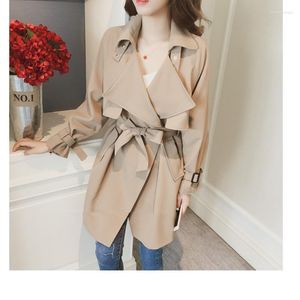 Gabardinas para mujer Abrigo medio y largo Versión suelta Solapa grande Cortavientos Manga Chaqueta de cintura con pérdida Venta flash