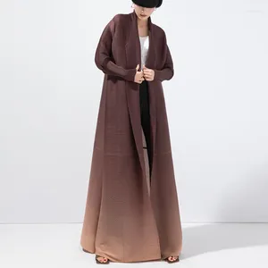 Trenchs de femmes Miyake plissé col rabattu double boutonnage bouton à manches longues robe cardigan femmes 2024 abaya designer original