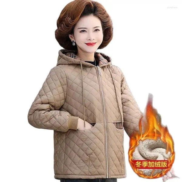 Trenchs de femmes Manteaux d'hiver de maman Ajouter des vêtements rembourrés de coton de velours 40 ans et 50 ans d'âge moyen manteau à capuche épaissi