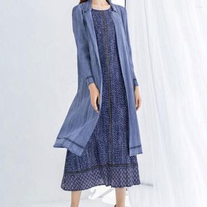 Gabardina para mujer NOBLE Venta al por mayor Verano Más delgado Cintura alta Color sólido Sin botón Abrigo drapeado Cuello vuelto Ropa plisada de largo medio