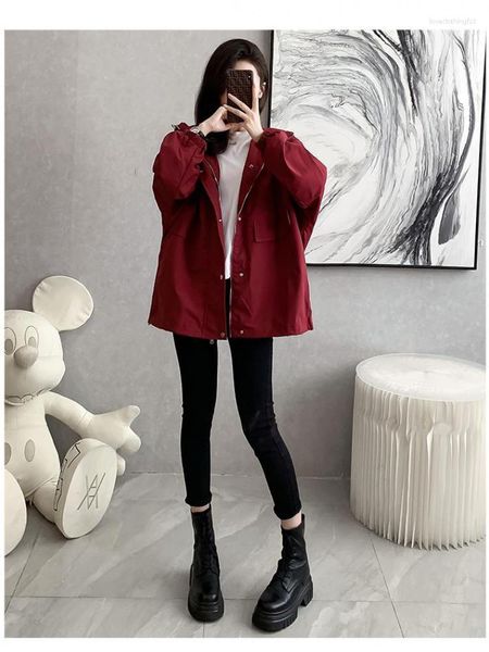 Trench-Coats Femme Rouge Protection Solaire Vêtements Automne Manteau 2023 Haut de gamme Anti-ultraviolet Respirant À Capuche Coupe-Vent Femme Noir