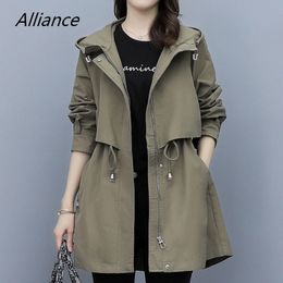 Gabardina para mujer Primavera y otoño Gabardina de longitud media para mujer Chaqueta con capucha y cremallera Chaquetas con lazo Estilo británico Abrigos sueltos Ropa de mujer 230725