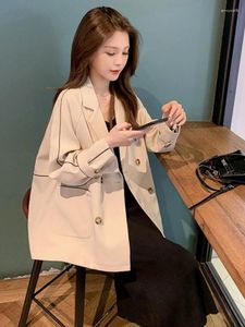 Trenchs de femmes printemps automne élégant costume collier abricot cardigan pour femmes 2023 femme manches courtes mince veste décontractée vêtements